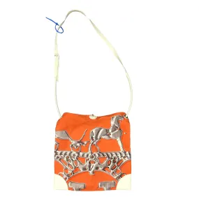 Medium Luxury Designer Handbag by Hermès - Exquisite Elegance and Timeless Style